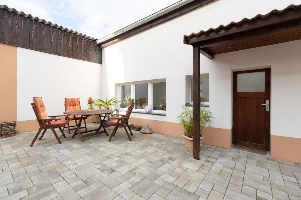 Helles Gaestehaus In St. Johann Sankt Johann  ภายนอก รูปภาพ